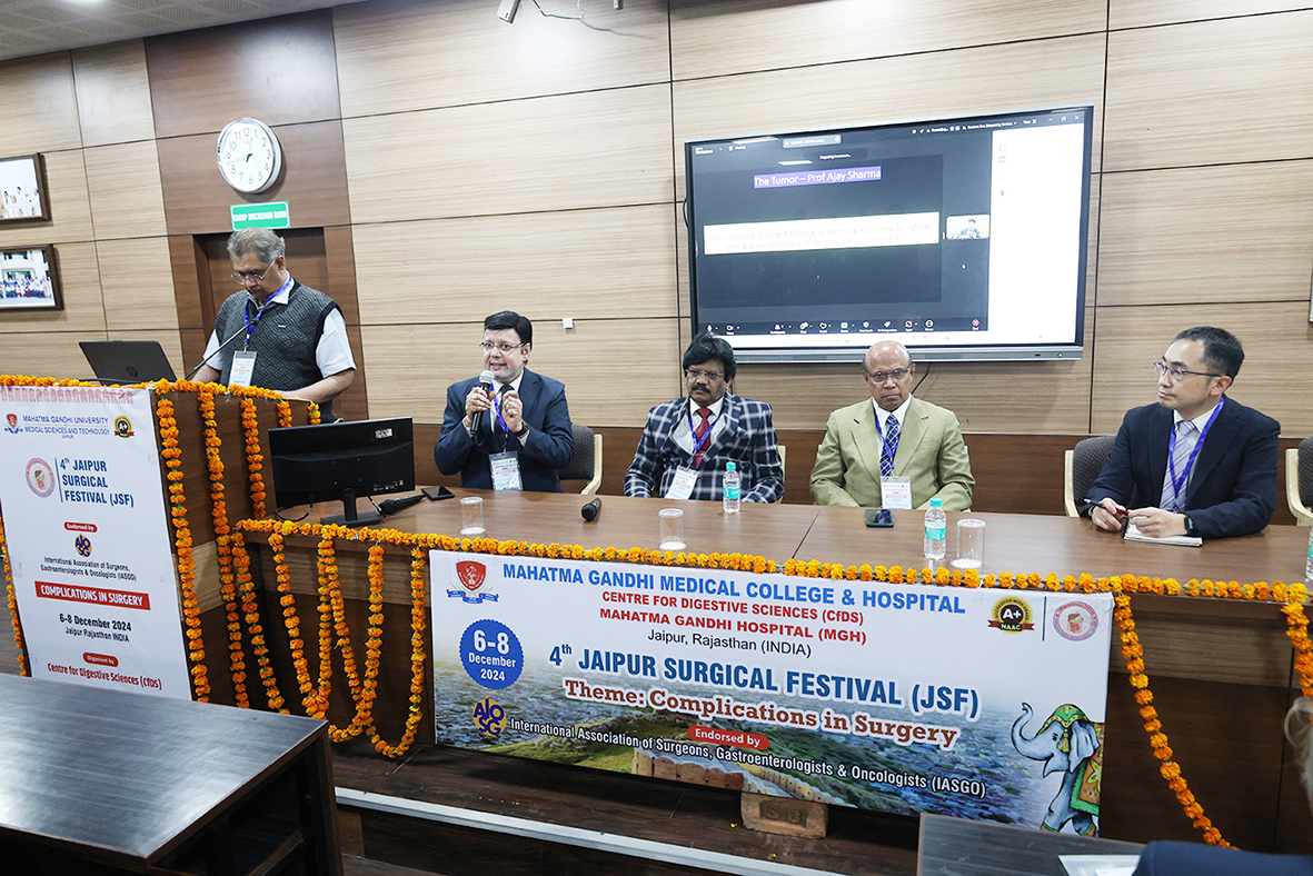 from L to R Rajendra Desai, Ajay Sharma, Patta Radhakrishna, Shahidur Rahman, Yoji Kishi